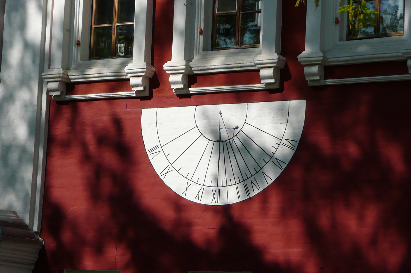 Vertical sundial on the Lopukhin Palace, Novodevichy Convent, Moscow